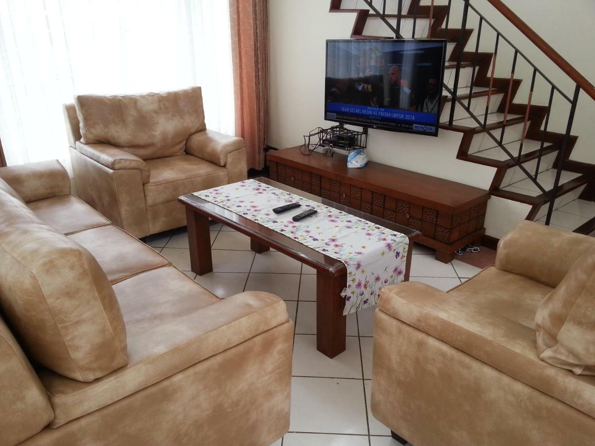 Villa 5Cemara เล็มบัง ภายนอก รูปภาพ
